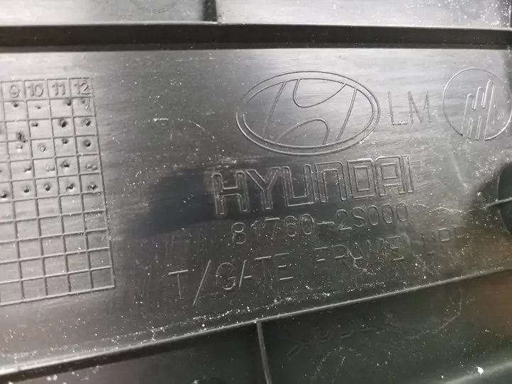 Hyundai ix35 (2013 - 2019) 817602S000 Верхняя обшивка у окна — фото 5