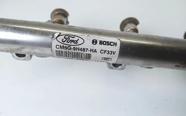 Ford Focus (2011 - 2015) CM5G9H487HA Магистральная топливная трубка — фото 2