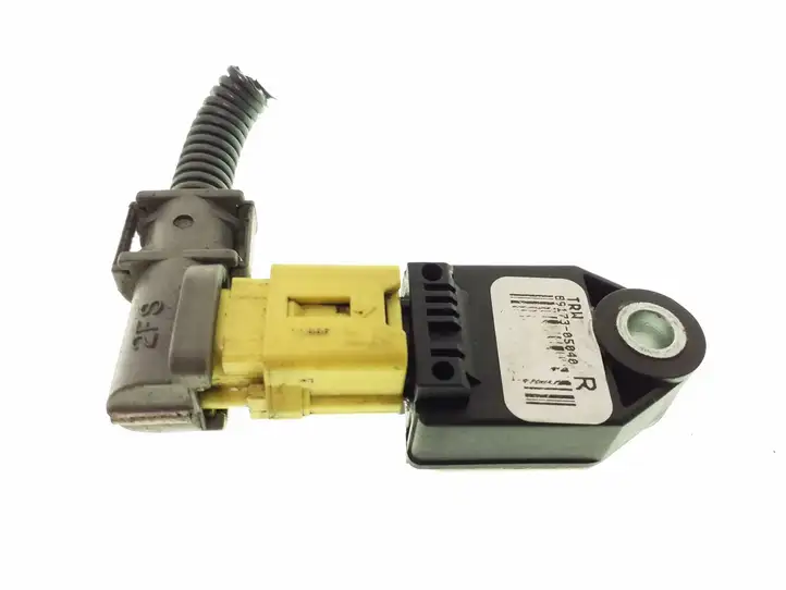 Toyota Avensis T250 (2006 - 2009) 8917305040 Датчик удара SRS — фото 1