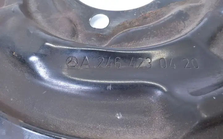 Mercedes-Benz A W176 (2012 - 2018) A2464230420 Защитный кожух заднего тормозного диска — фото 2