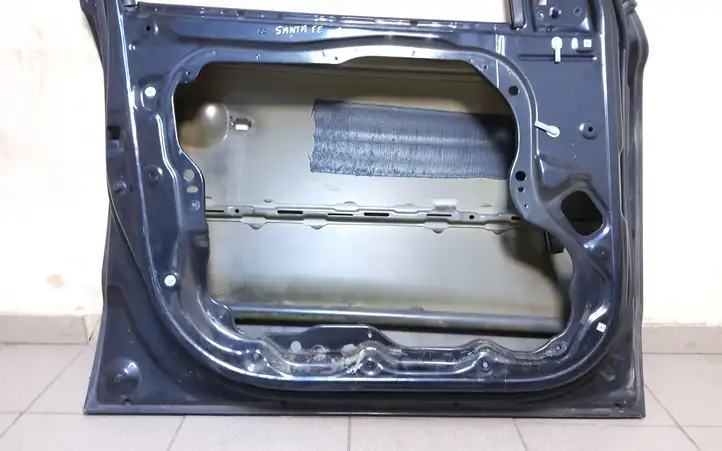 Hyundai Santa Fe (2005 - 2009) Дверь — фото 3
