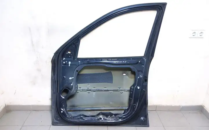 Hyundai Santa Fe (2005 - 2009) Дверь — фото 2