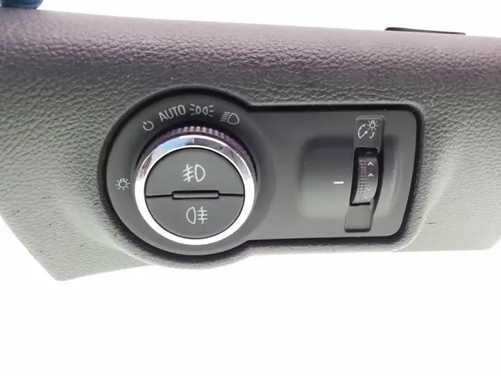 Opel Insignia A (2008 - 2017) 13268707 Включатель фонарей — фото 3