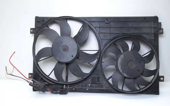 Volkswagen Touran I (2003 - 2010) 1K0121207T Дифузор радиатора — фото 1