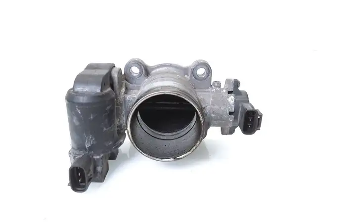 Toyota Avensis T250 (2006 - 2009) 1923002010 Дроссельная заслонка — фото 3