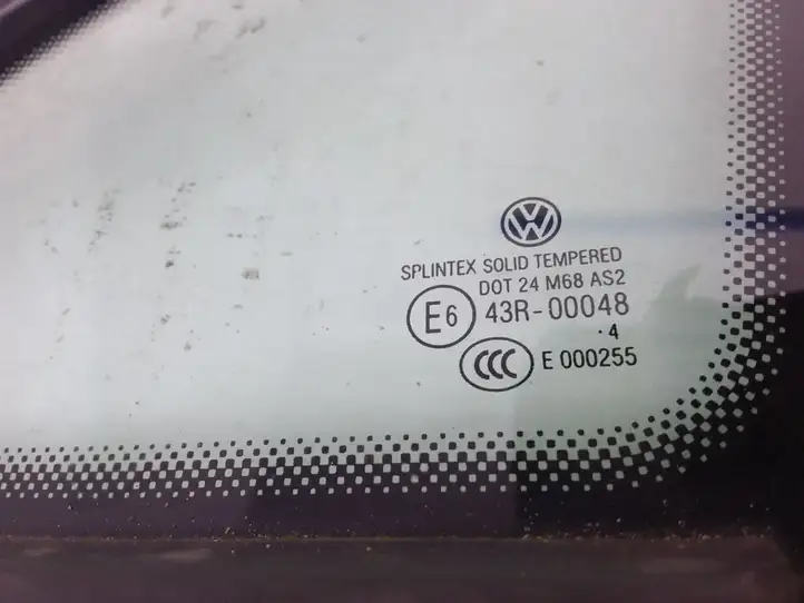 Volkswagen Touran I (2003 - 2010) Треугольное стекло кузова — фото 2