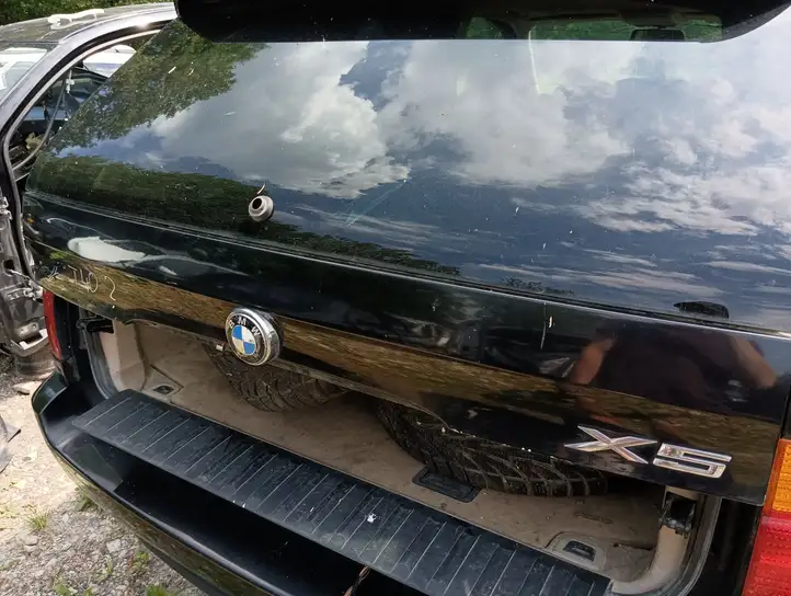 BMW X5 E53 Открывающееся стекло крышки багажника — фото 4