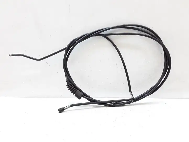 Volvo V70 (2007 - 2013)  30671768 Трос замка капота