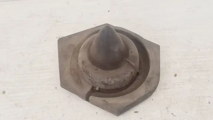 Renault Megane III (2009 - 2016)  552400003R Резиновая опора пружины