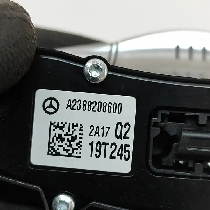 Mercedes-Benz E W213 (2016 - ) A2388208600 Включатель раздвижной крыши — фото 6