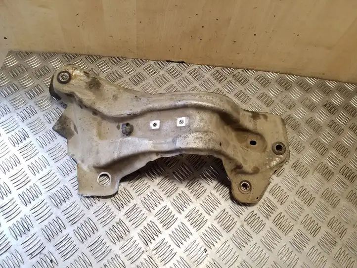 Ford Kuga I (2008 - 2012)   Другая деталь дна