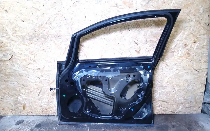 Opel Astra J (2009 - 2012) Дверь — фото 2