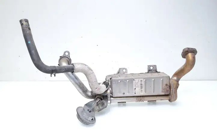 Toyota Avensis T250 (2006 - 2009) 256010R020 Охладитель клапана EGR — фото 1