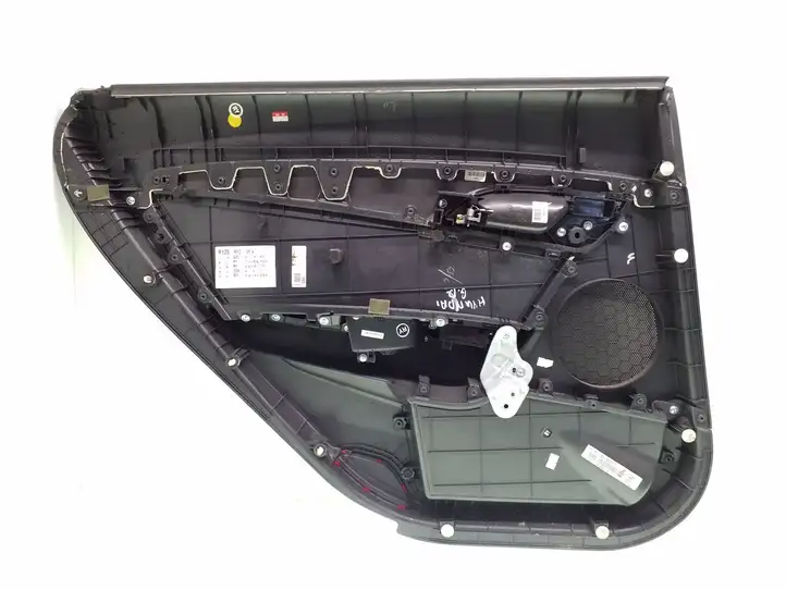 Hyundai i40 (2015 - ) 833043ZA10 Обшивка задней двери — фото 2