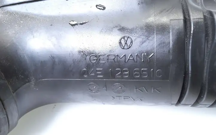Volkswagen Golf VII (2013 - 2019) 04E129651C Детали воздухозаборника — фото 2