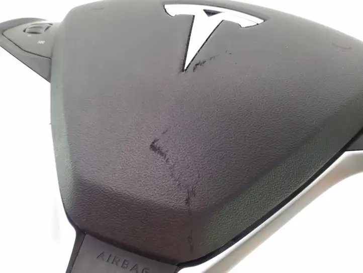 Tesla Model S (2016 - 2021) 0589P1000552 Подушка безопасности руля — фото 7