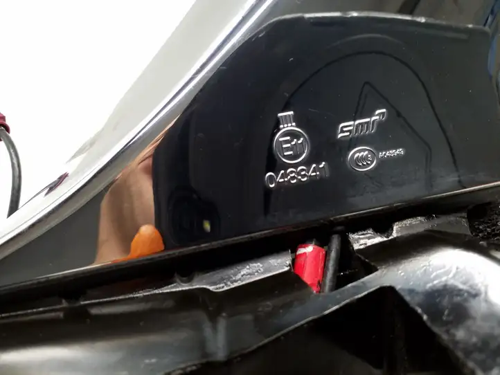 Tesla Model S (2016 - 2021) E11048341 Боковое зеркало с электроприводом — фото 2