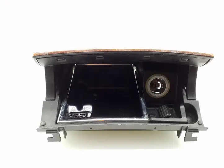 Mercedes-Benz E W211 (2002 - 2009) A2118101330 Передняя пепельница — фото 2
