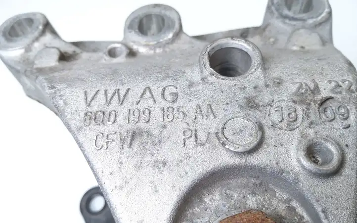 Volkswagen Polo V 6R (2009 - 2015) 6Q0199185AA Кронштейн двигателя — фото 2