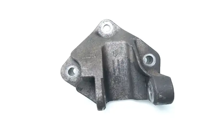 Nissan Qashqai (2006 - 2010) 11332JD700 Кронштейн двигателя — фото 2
