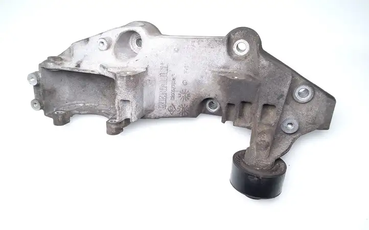 Nissan Qashqai (2006 - 2010) 8200527320 Кронштейн генератора — фото 1