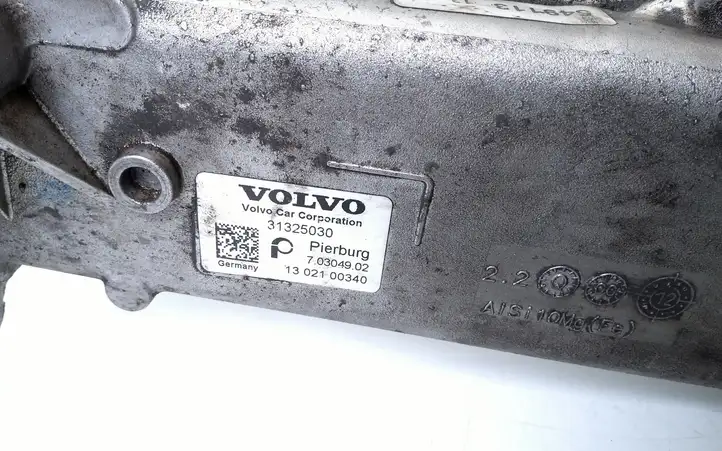 Volvo V60 (2013 - 2018) 31325030 Охладитель клапана EGR — фото 2