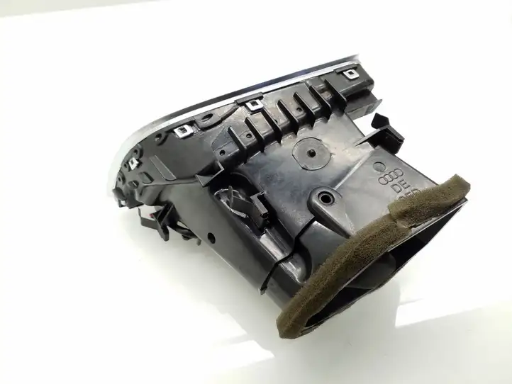 Audi A4 Allroad B8 (2009 - 2011) 8T1820902G Боковой воздушный дефлектор — фото 4