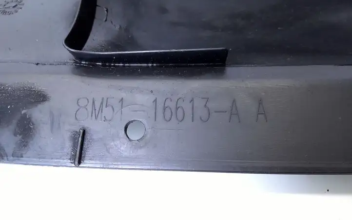 Ford Focus (2011 - 2015) 8M5116613AA Облицовка радиатора — фото 2