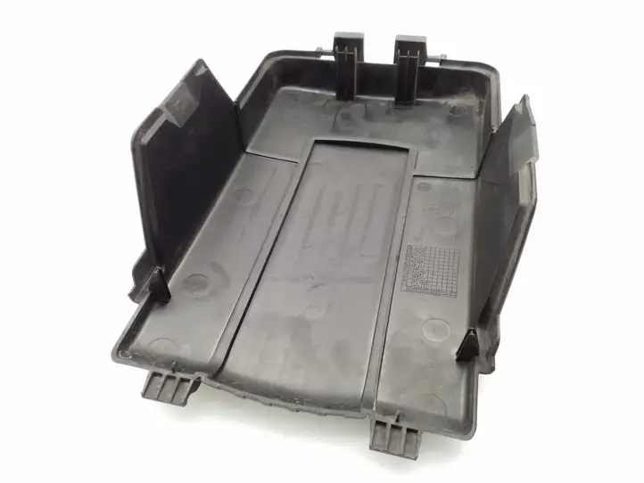 Volkswagen PASSAT B6 (2005 - 2010) 1K0915443C Крышка ящика аккумулятора — фото 3