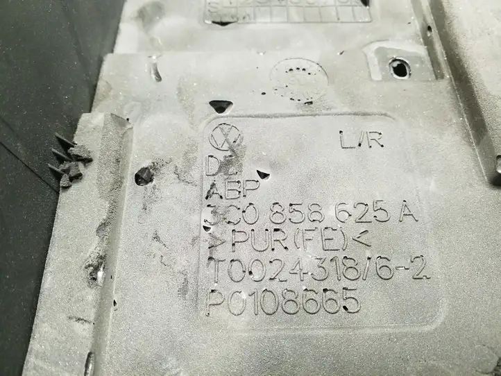 Volkswagen PASSAT B6 (2005 - 2010) 3C0858625A Обшивка рулевой колонки — фото 4