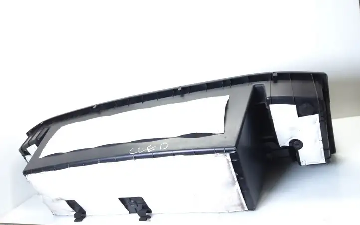 Kia Ceed (2018 - 2021) Ящик для инструментов — фото 4