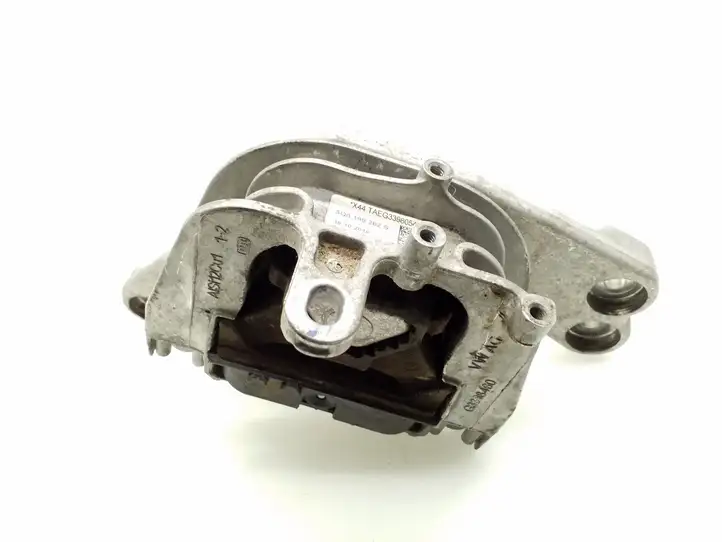 Audi A3/S3 8V (2012 - 2016) 5Q0199262S Опора двигателя — фото 3