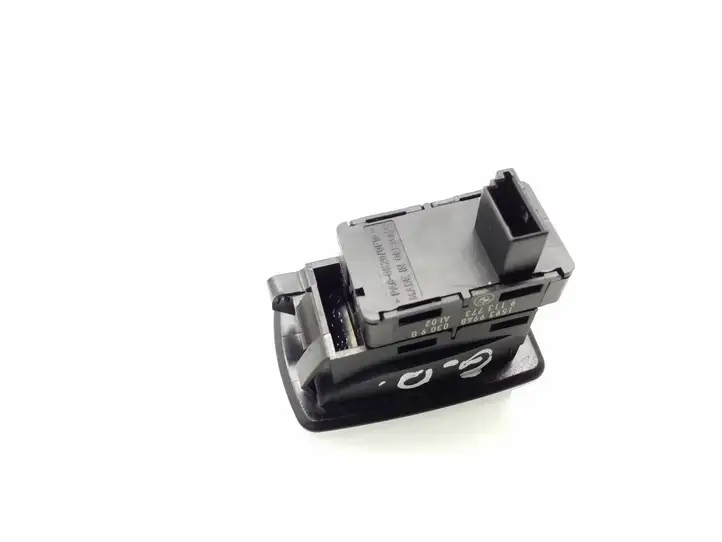 BMW 5 E60 E61 (2004 - 2010) 9113773 Кнопка стеклоподъемников — фото 3
