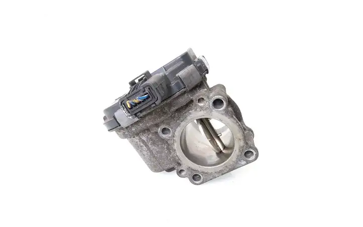 Ford Focus (2011 - 2015) 9673534480 Дроссельная заслонка — фото 1