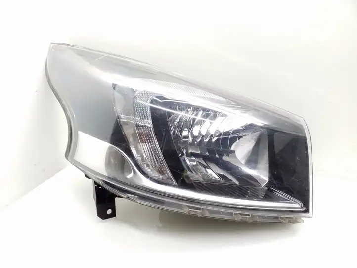 Opel Vivaro (2014 - 2018) 1LE01156502 Передняя фара — фото 1