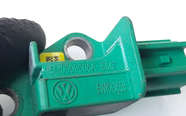 Volkswagen Touran I (2003 - 2010) 5M0909606A Датчик удара SRS — фото 2