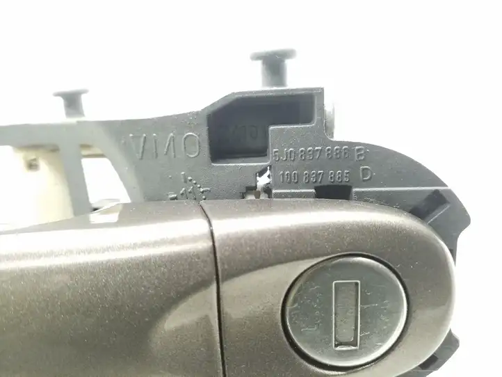 Volkswagen Golf Plus (2008 - 2014) 5J0837886B Наружная ручка двери — фото 4