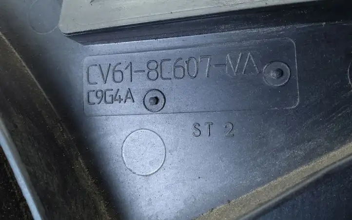 Ford Focus (2011 - 2015) CV618C607VA Дифузор радиатора — фото 2