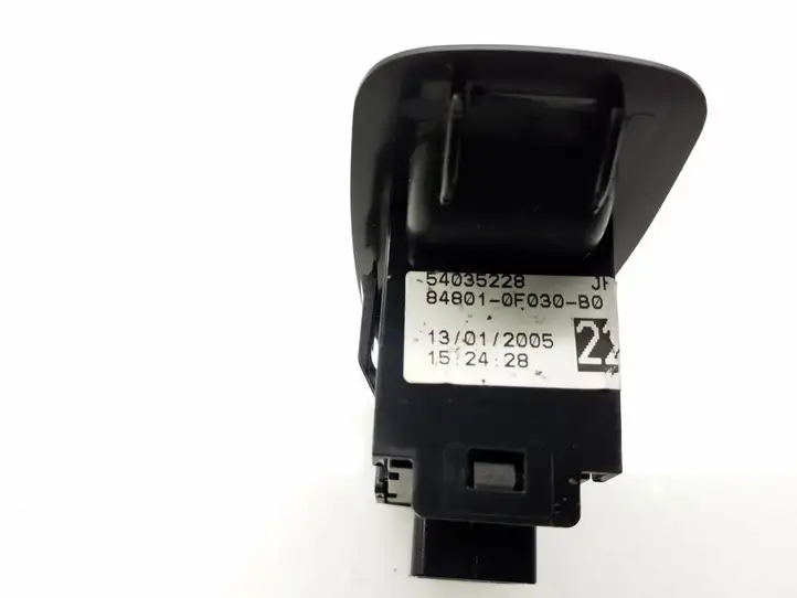 Toyota Corolla Verso AR10 (2004 - 2009) 848010F030 Кнопка стеклоподъемников — фото 4