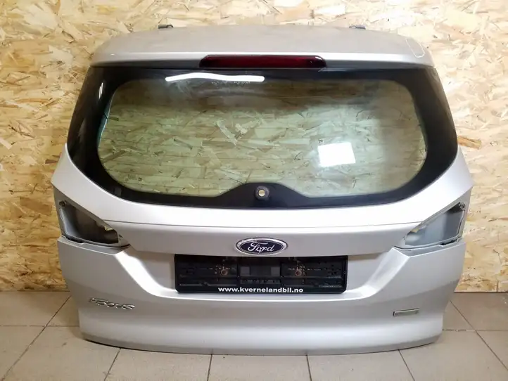 Ford Focus (2011 - 2015) Крышка багажника — фото 4