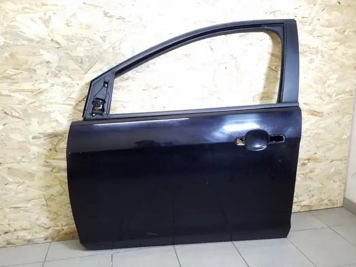 Ford Focus (2011 - 2015) Дверь — фото 1