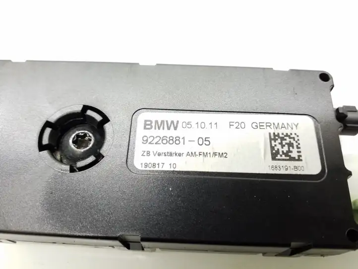 BMW 1 F20 F21 (2011 - 2019) 922688105 Усилитель антенны — фото 3