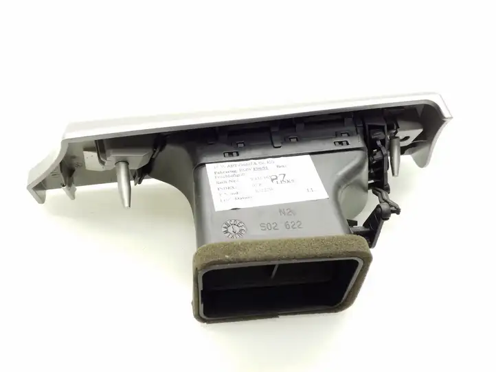 BMW 3 E90 E91 (2005 - 2012) 9151165 Боковой воздушный дефлектор — фото 3