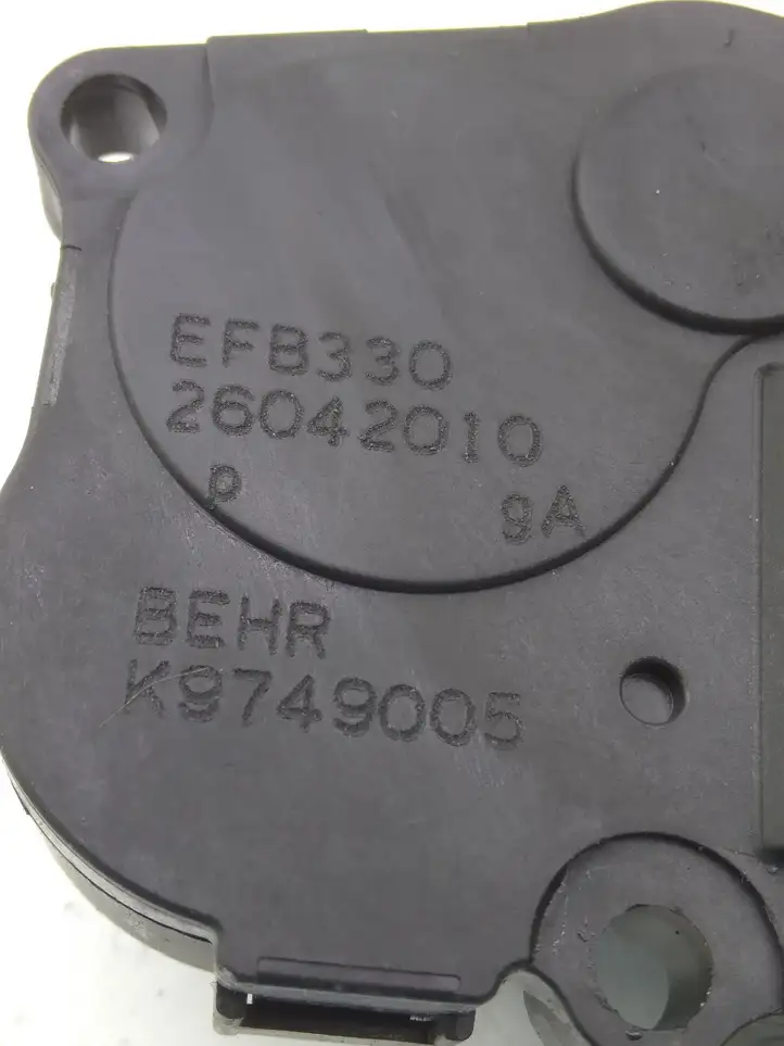 BMW 5 F10 F11 (2009 - 2016) 26042010 Двигатель задвижки потока воздуха — фото 3