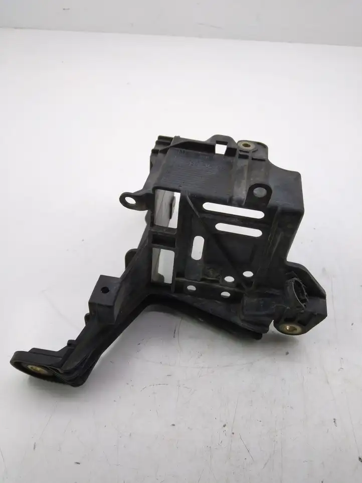 Opel Zafira B (2003 - 2006) 13214940 Кронштейн блока ABS — фото 1
