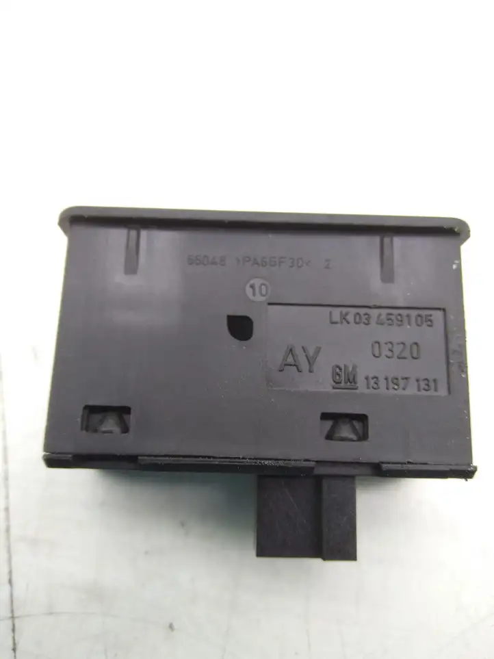 Opel Zafira B (2003 - 2006) Кнопка стеклоподъемников — фото 3