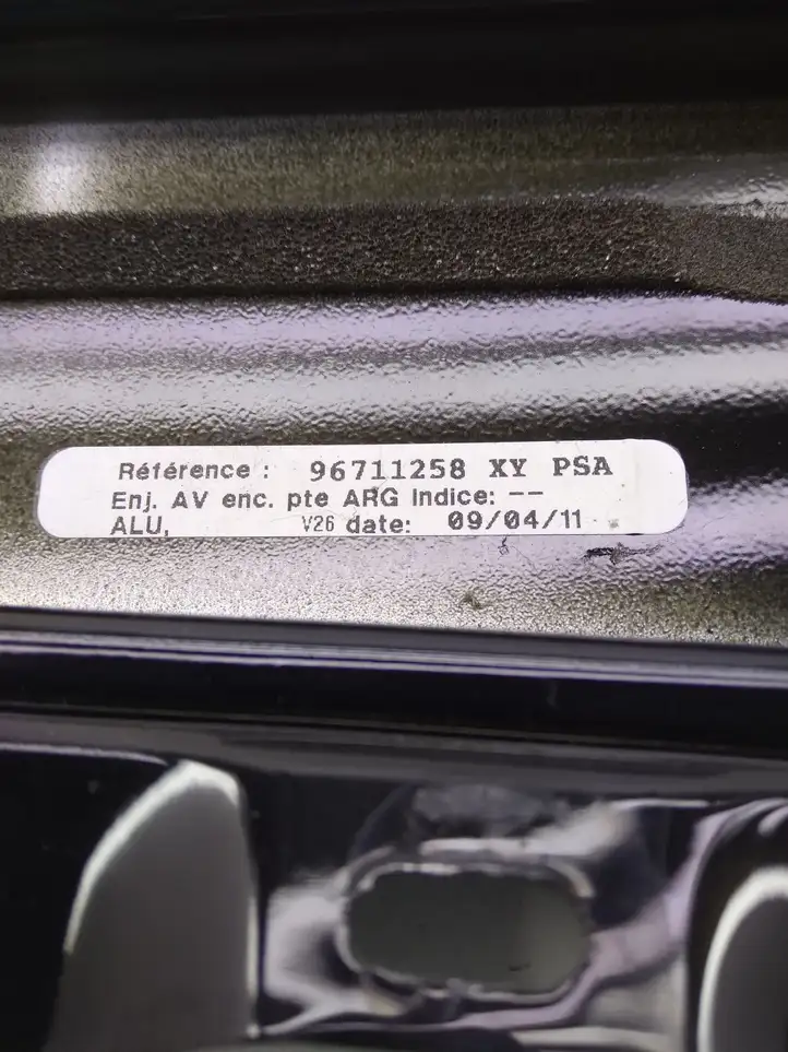 Peugeot 508 (2010 - 2014) 96711258 Накладка стекла задней двери — фото 3