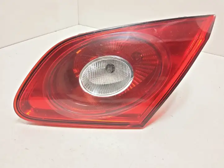 Volkswagen PASSAT CC (2008 - 2012) 3C8945094F Задний фонарь в крышке багажника — фото 1