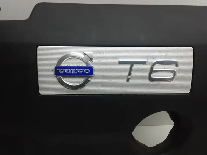 Volvo XC60 (2008 - 2013) 30757829 Крышка двигателя декоративная — фото 4