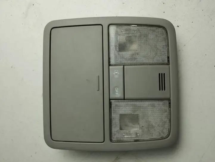 Toyota Avensis T270 (2009 - 2012) 8126005380 Передняя подсветка — фото 6